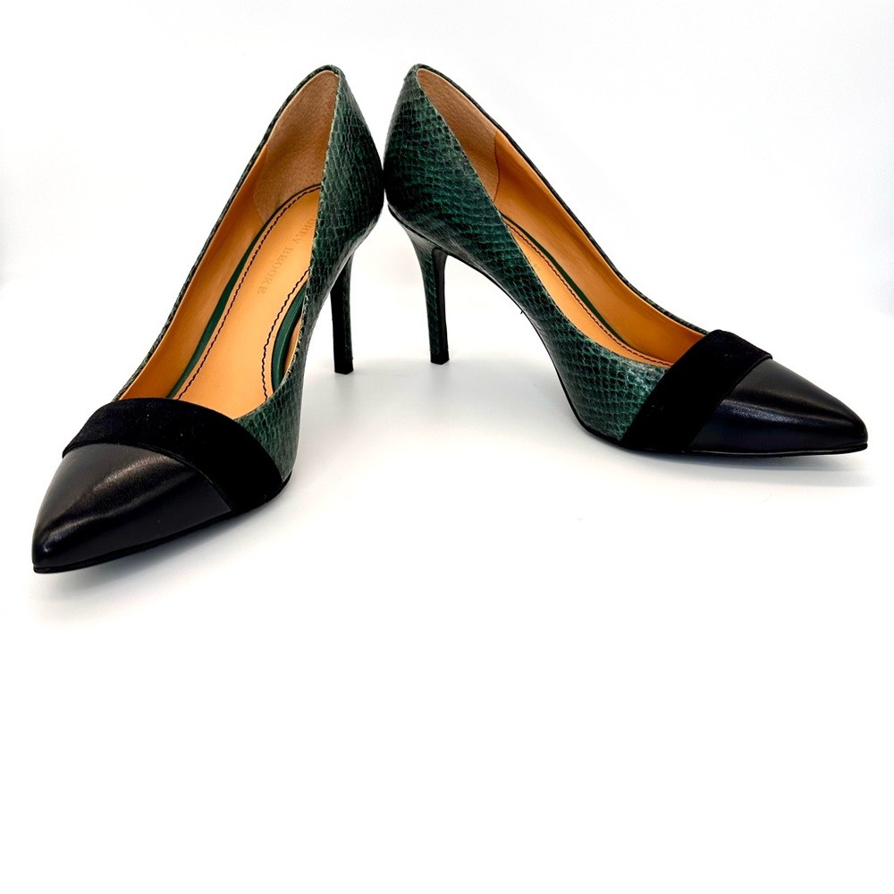 Audrey Brooks Shoes Abbie 8 Green Snakeskin  Black Cap Pointed Toe Women's Heels